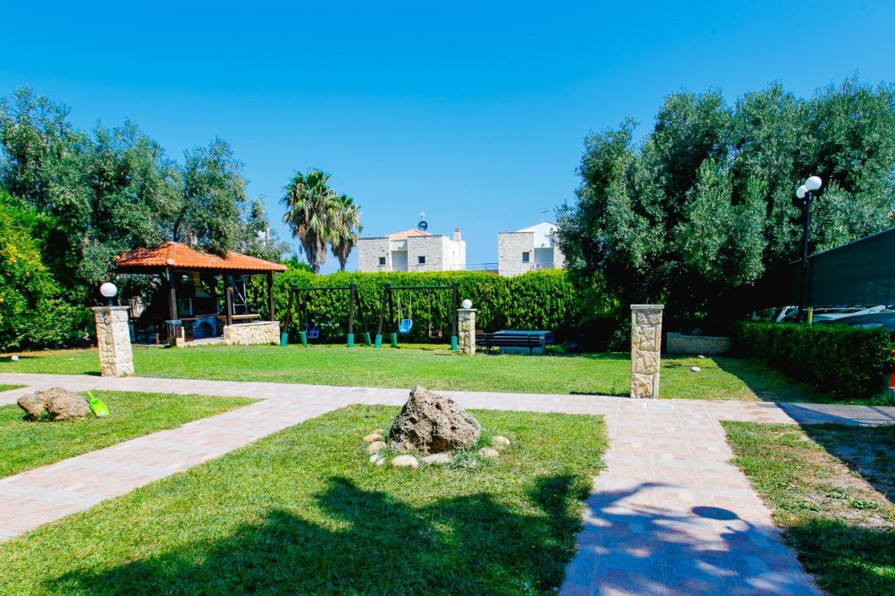 Golden Residence Family Resort Pefkochori Dış mekan fotoğraf