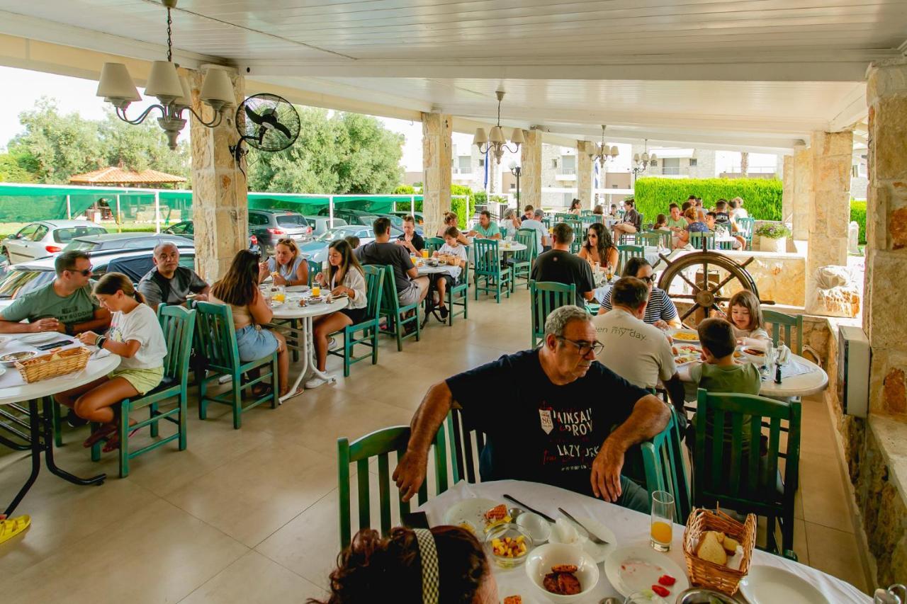 Golden Residence Family Resort Pefkochori Dış mekan fotoğraf