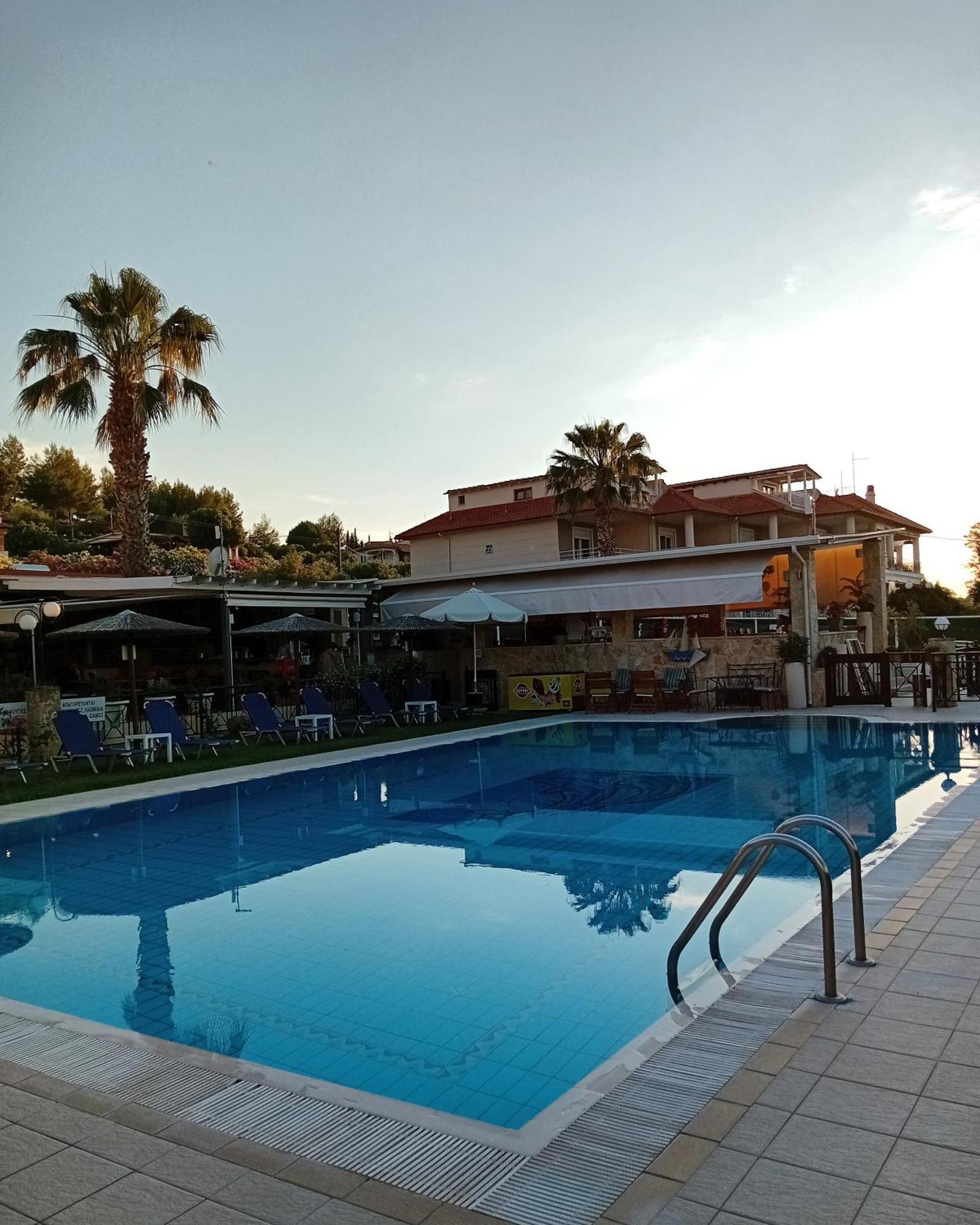 Golden Residence Family Resort Pefkochori Dış mekan fotoğraf