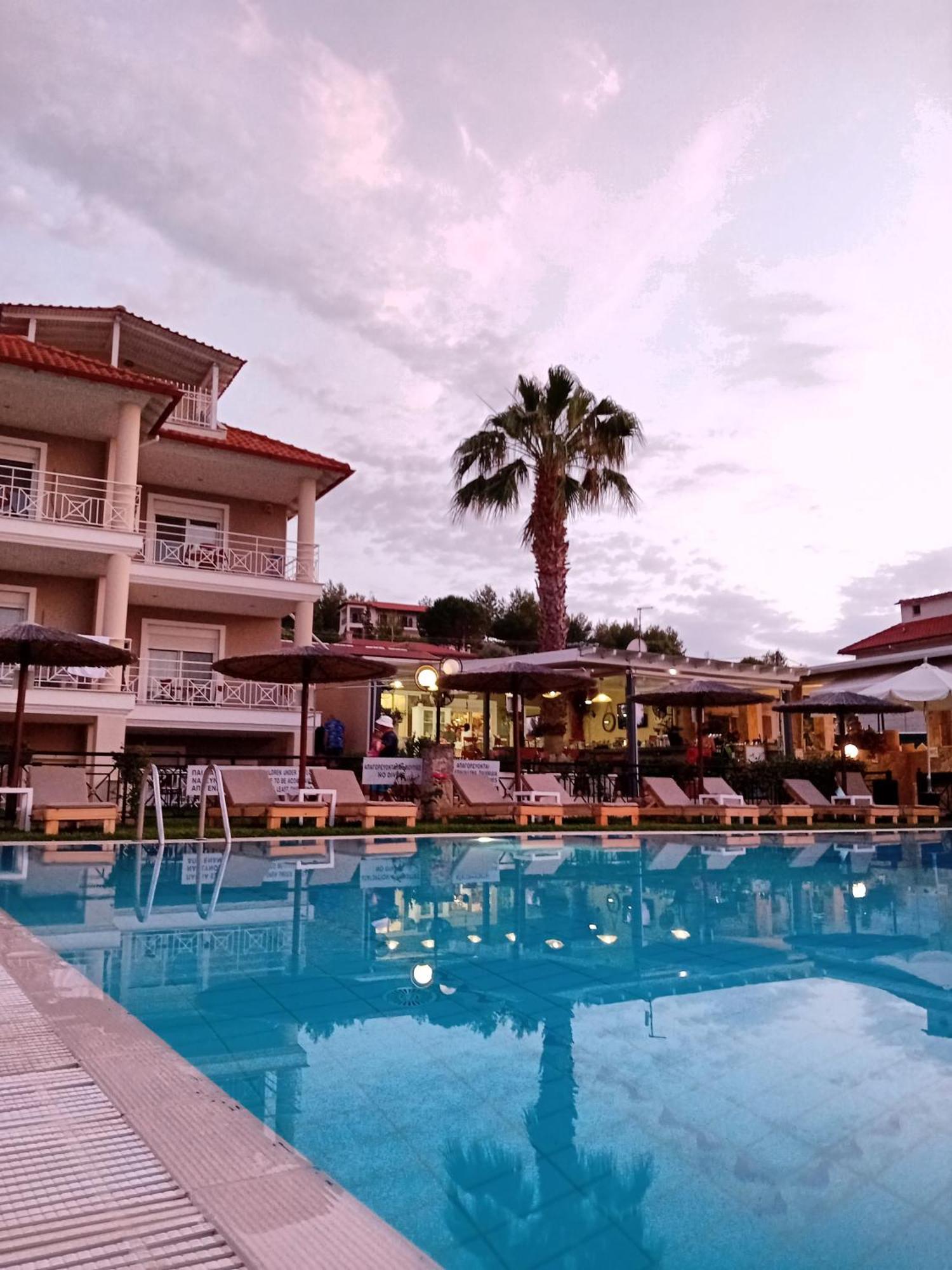 Golden Residence Family Resort Pefkochori Dış mekan fotoğraf